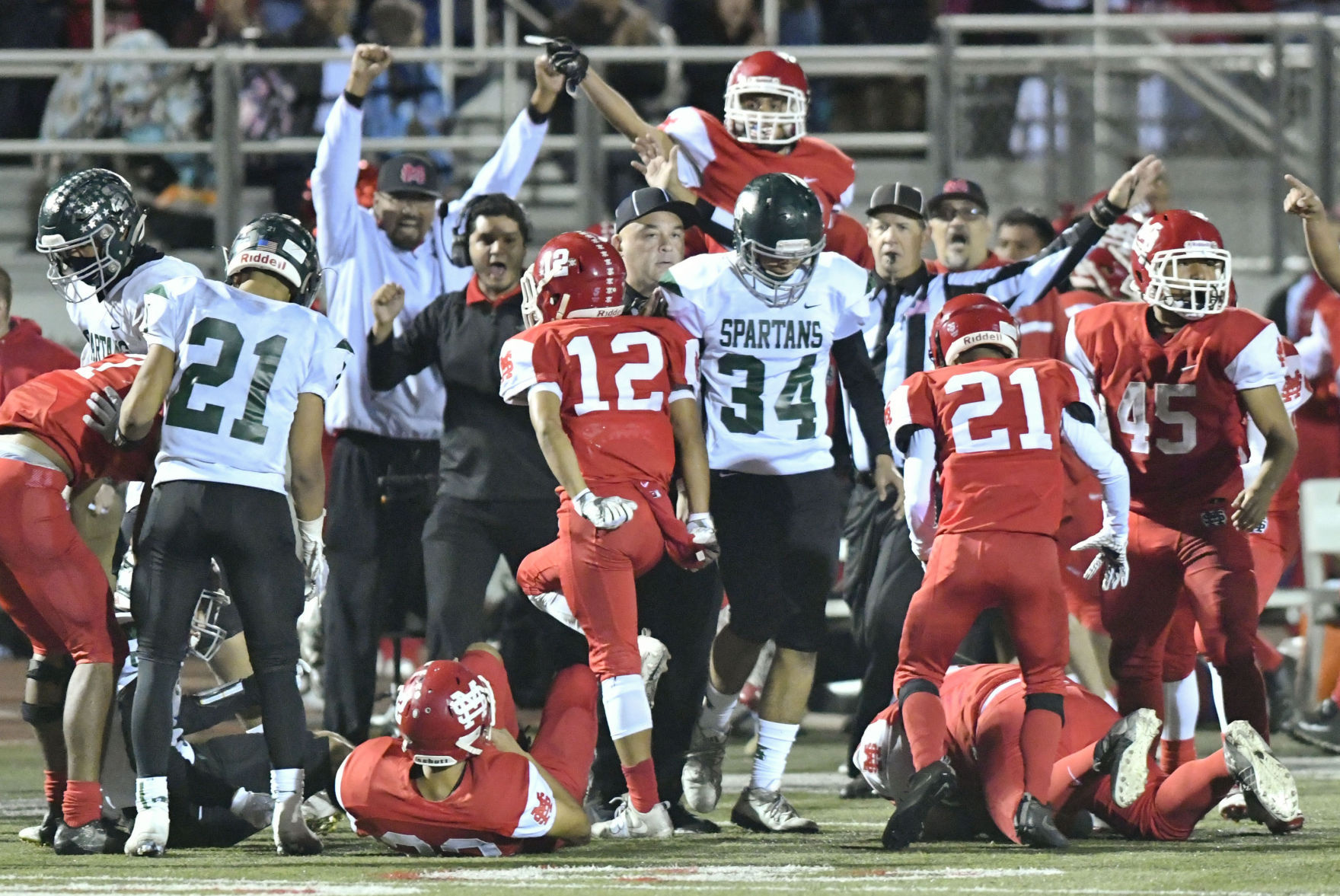111717 Schurr SM football 22.jpg